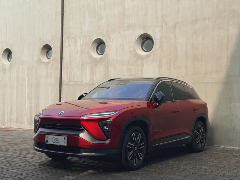 NIO ES6