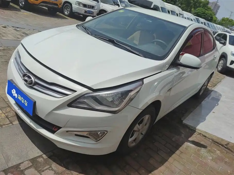 Hyundai Verna