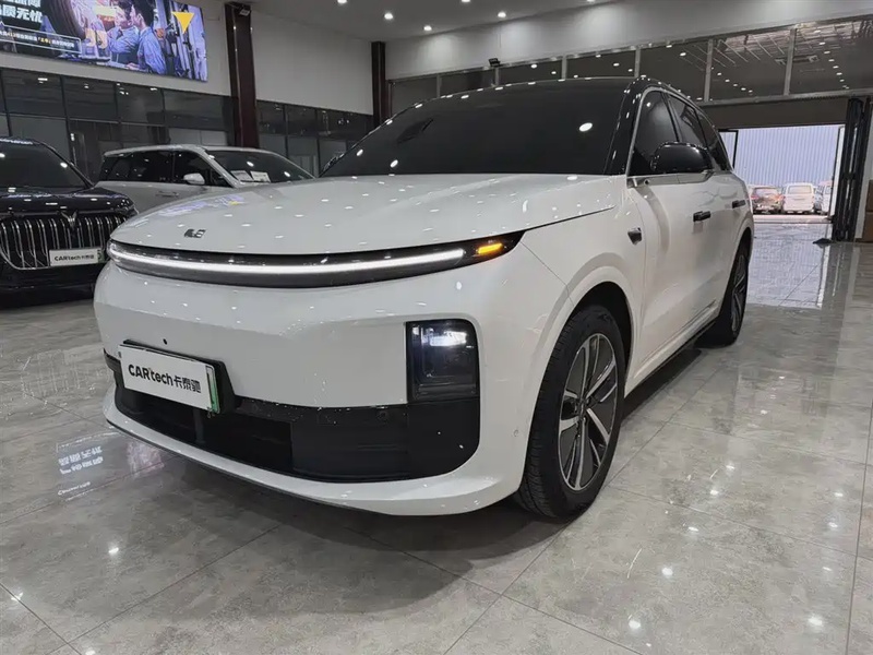 Li Auto L6