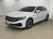 Volkswagen Sagitar 2022