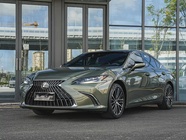 Lexus ES 2024