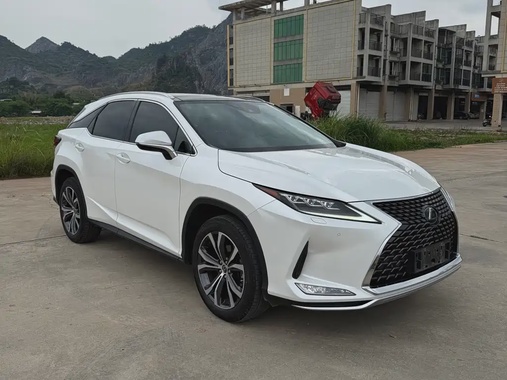 Lexus RX 2021