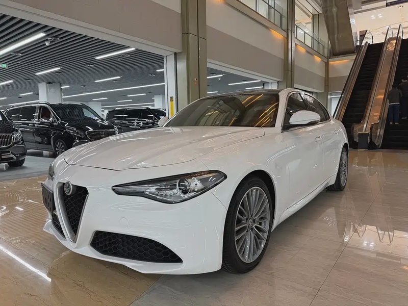 Alfa Romeo Giulia