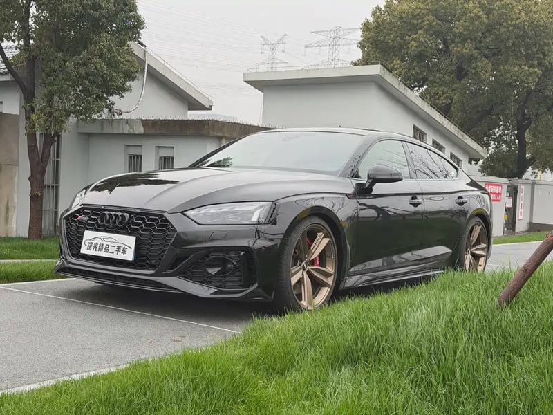 Audi RS5