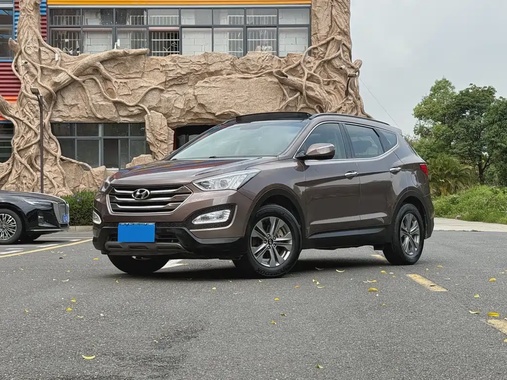 Hyundai Santa Fe 2016
