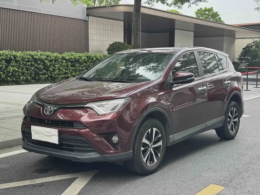 Toyota RAV4 2017