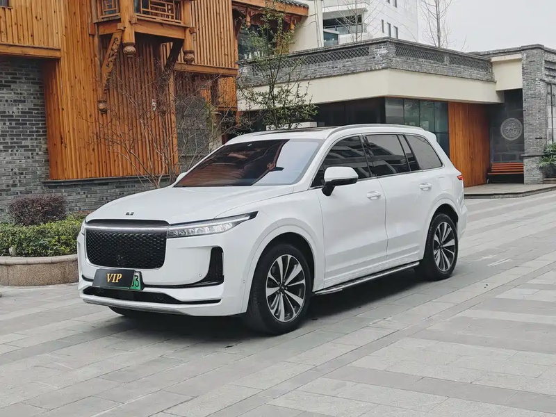Li Auto ONE