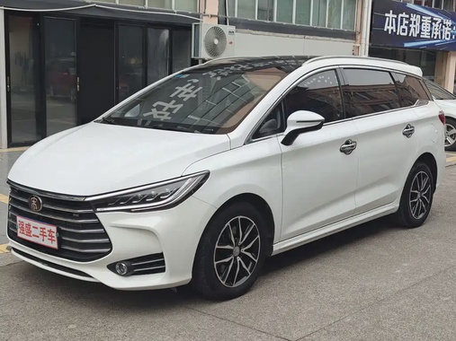 BYD MAX 2019