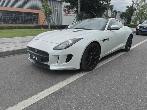 Jaguar F-TYPE 2018
