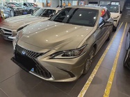 Lexus ES 2022