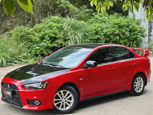 Mitsubishi Lancer EX 2013
