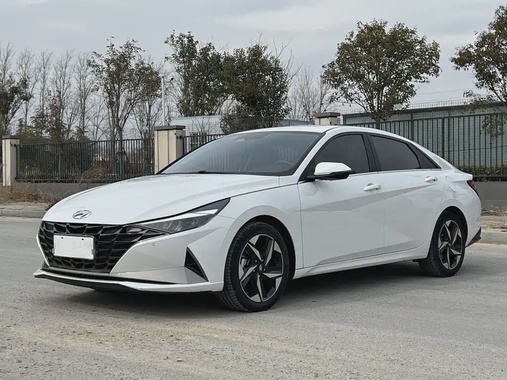 Hyundai Elantra 2021