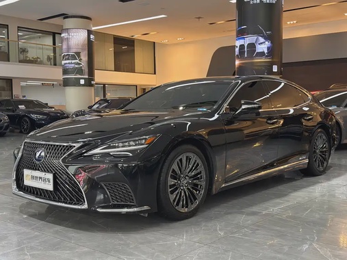 Lexus LS 2021