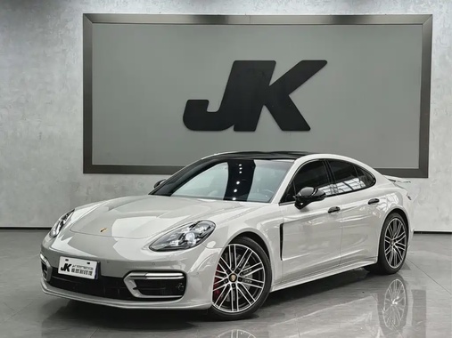 Porsche Panamera 2022
