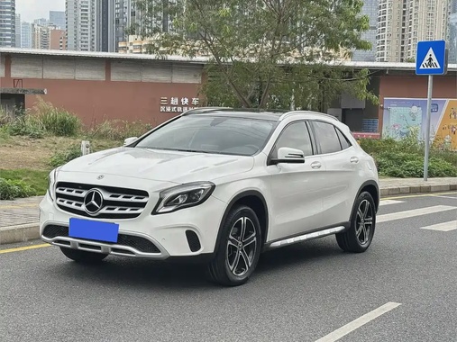 Mercedes-Benz GLA-Class 2019