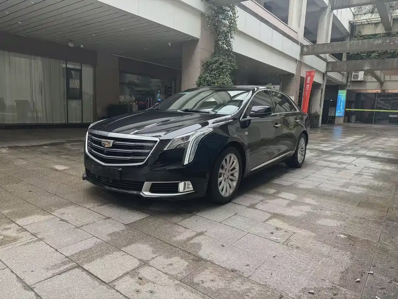 Cadillac XTS