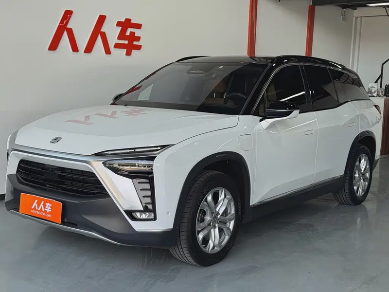 NIO ES8