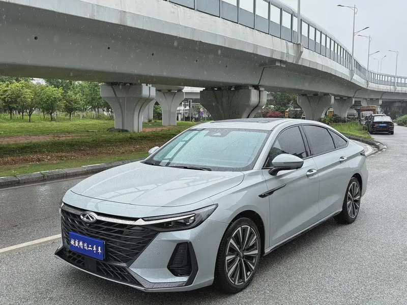 Chery Arrizo 8
