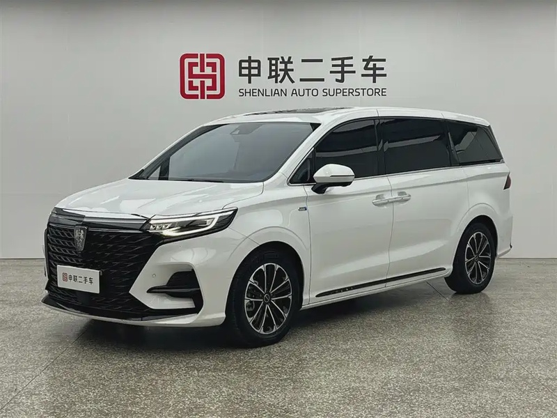 Roewe iMAX8
