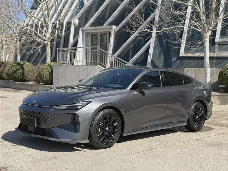 Changan UNI-V