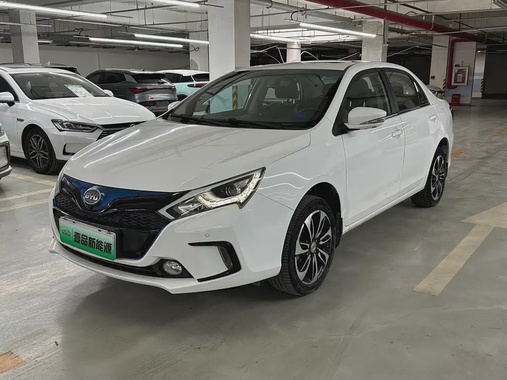 BYD Qin 2016