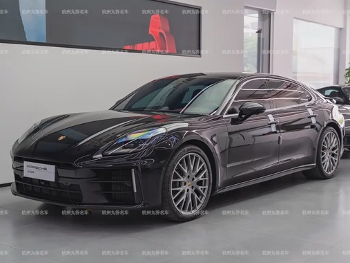 Porsche Panamera 2025