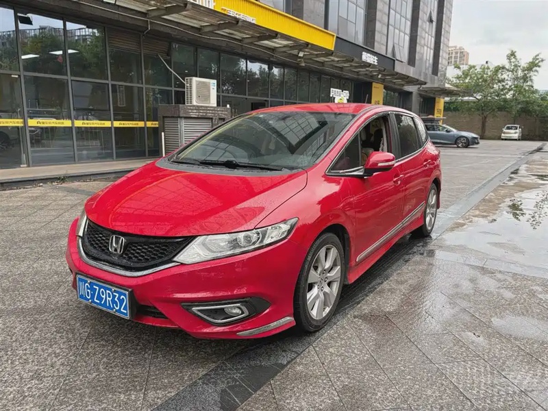 Honda Jade