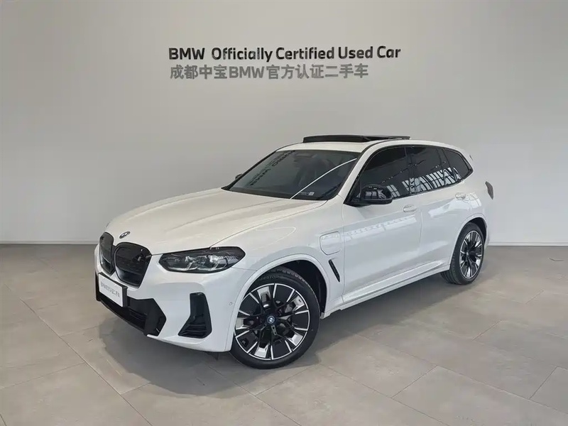 BMW iX3