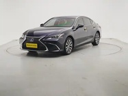 Lexus ES 2019