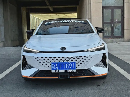 Changan UNI-V 2024
