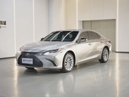 Lexus ES 2022