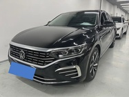Volkswagen Passat 2023