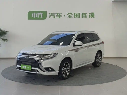 Mitsubishi Outlander 2023