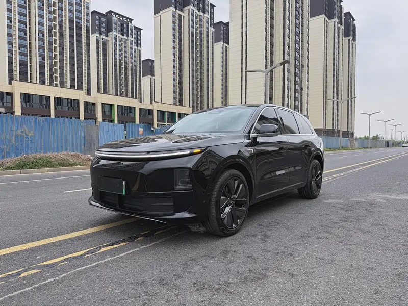 Li Auto L6