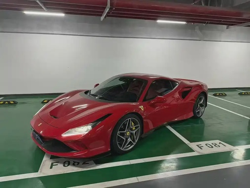 Ferrari F8 2022