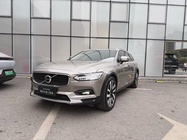 Volvo V90 2023