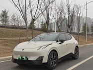 Lynk & Co Z20 2025