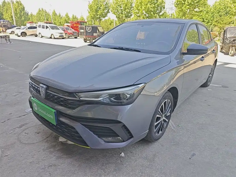 Roewe i5