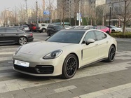 Porsche Panamera 2023