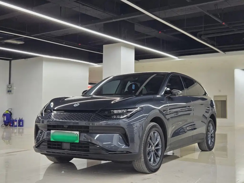Leapmotor C11