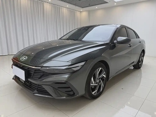 Hyundai Elantra 2023