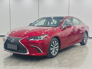 Lexus ES 2018