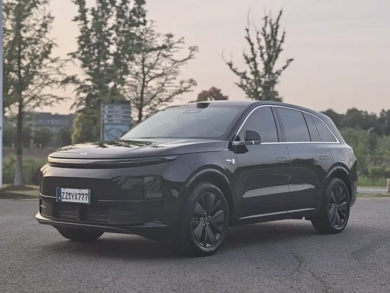 Li Auto L6