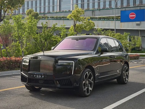 Rolls-Royce Cullinan 2025