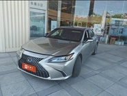 Lexus ES 2021