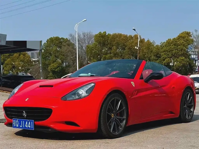 Ferrari California