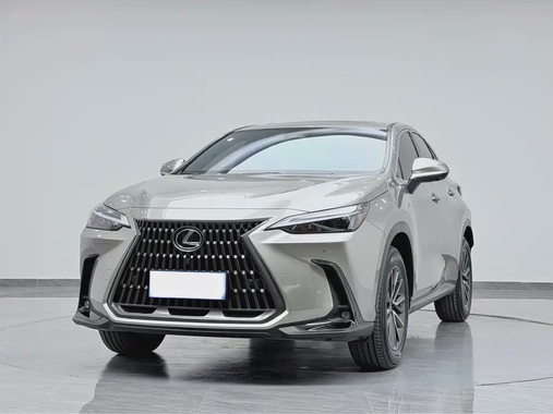 Lexus NX 2025