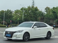 Toyota Crown 2018