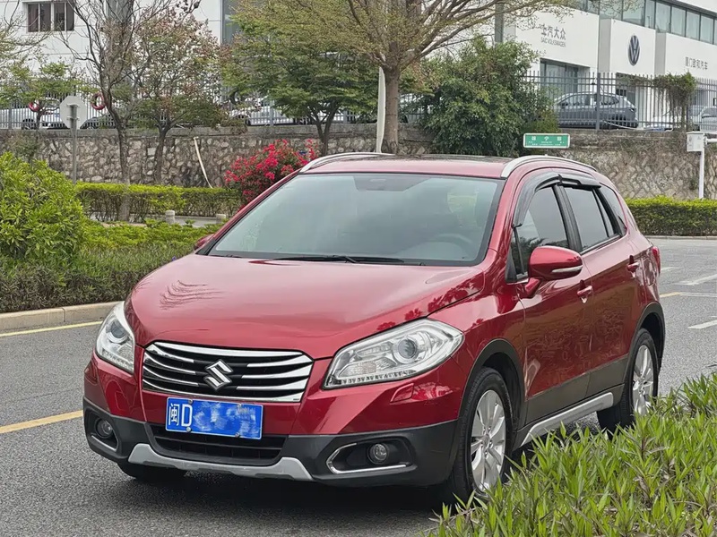 Suzuki S-Cross