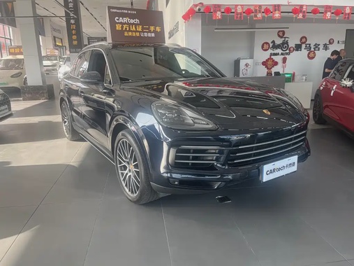 Porsche Cayenne 2021